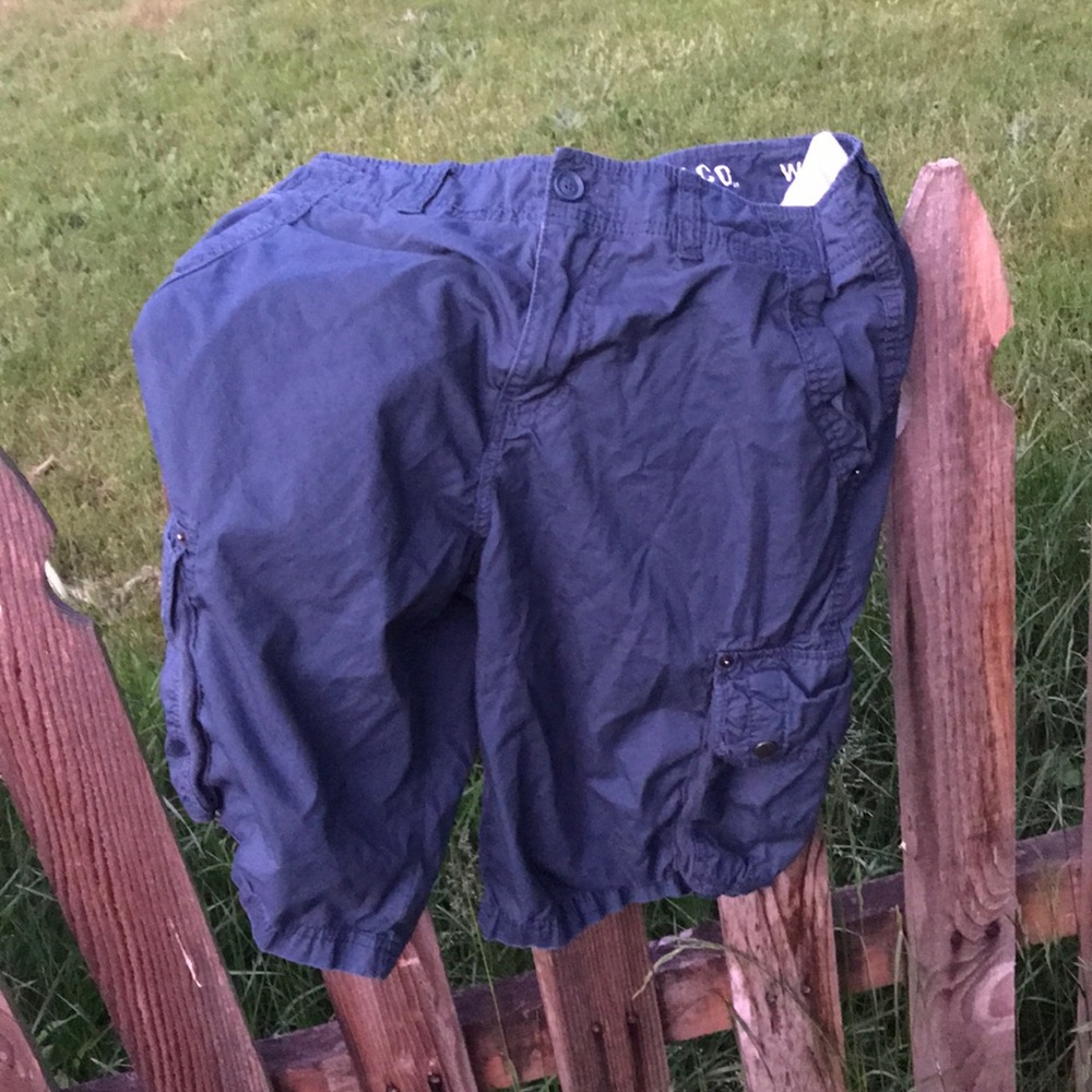 Dark teal mossimo cargo shorts; 30 waist. EUC